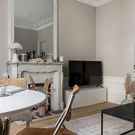 Charming Parisian - 50 M2 - Trendy 9th District * Paris