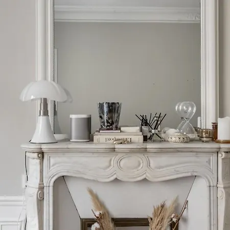 Charming Parisian - 50 M2 - Trendy 9th District Apartment